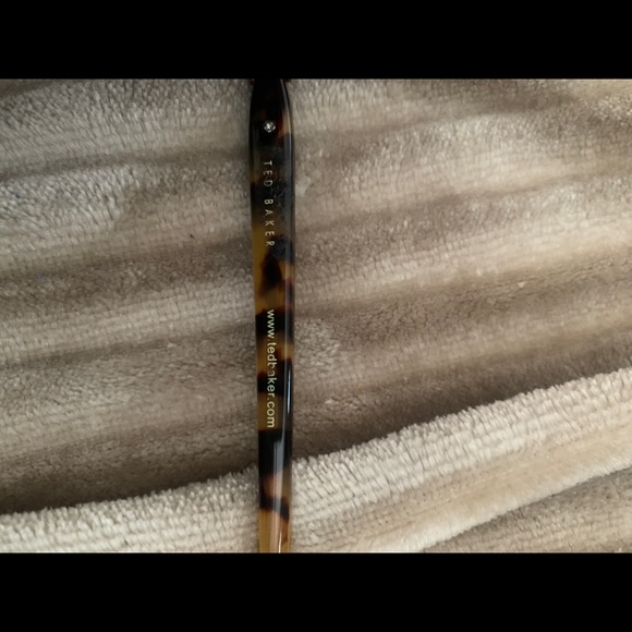 Ted baker sunglasses - Picture 4 of 4